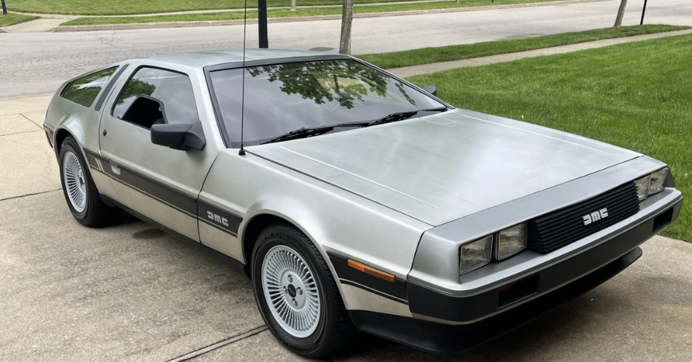 DeLorean DMC-12